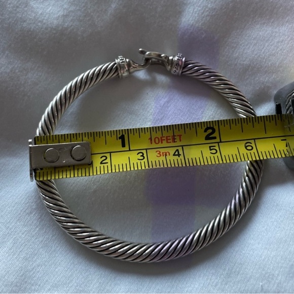 David Yurman Silver Cable Bracelet w/ pavé diamonds. EUC. Only worn a few times. - Picture 3 of 9